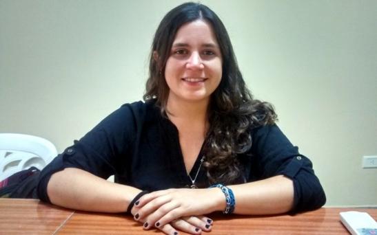 Joven apicultora pampeana seleccionada en certamen nacional