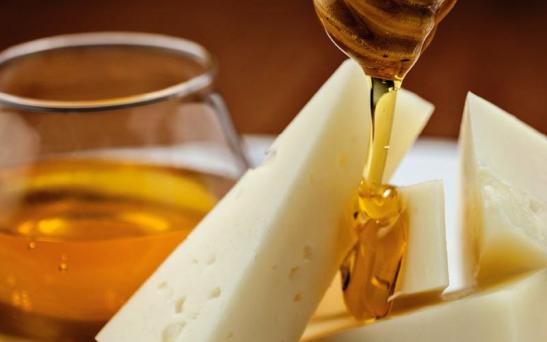 Maridaje de queso y miel
