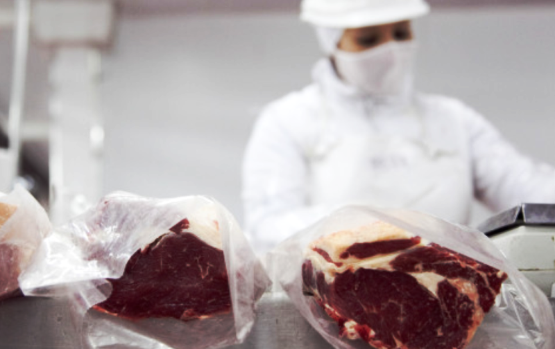 China lleva 7.3 kilos de cada 10 de carne vacuna exportados