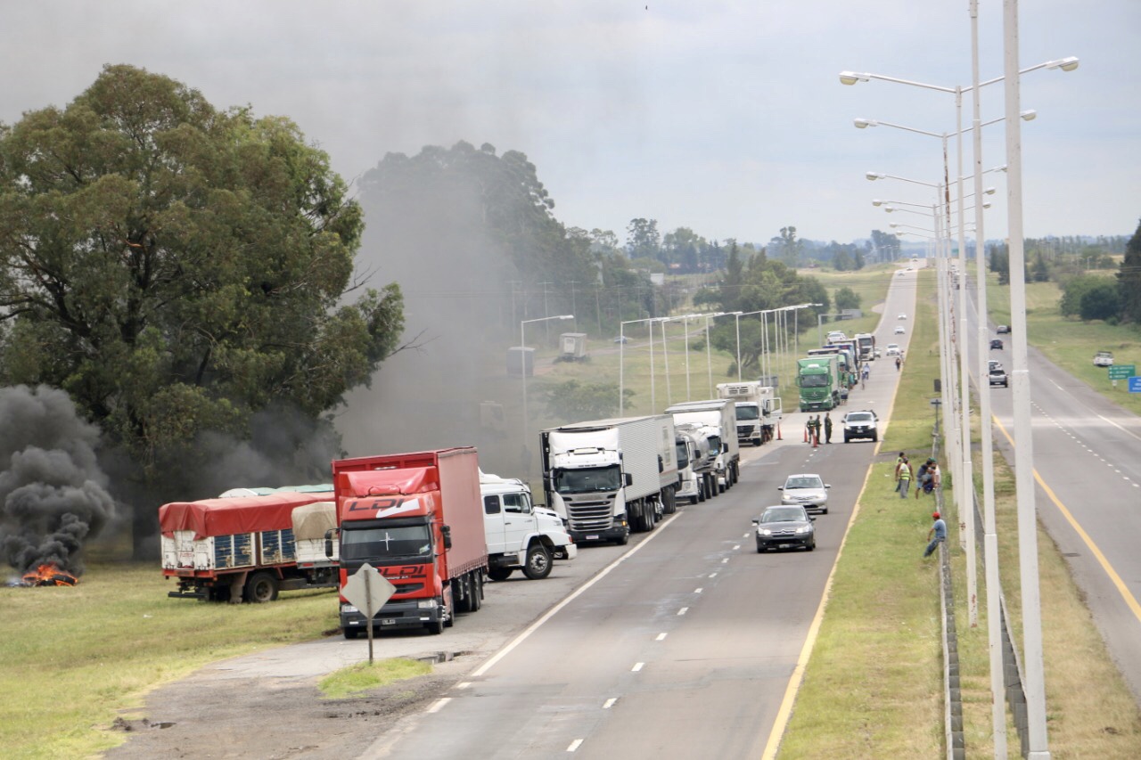 Los transportistas se reúnen mañana con Massa