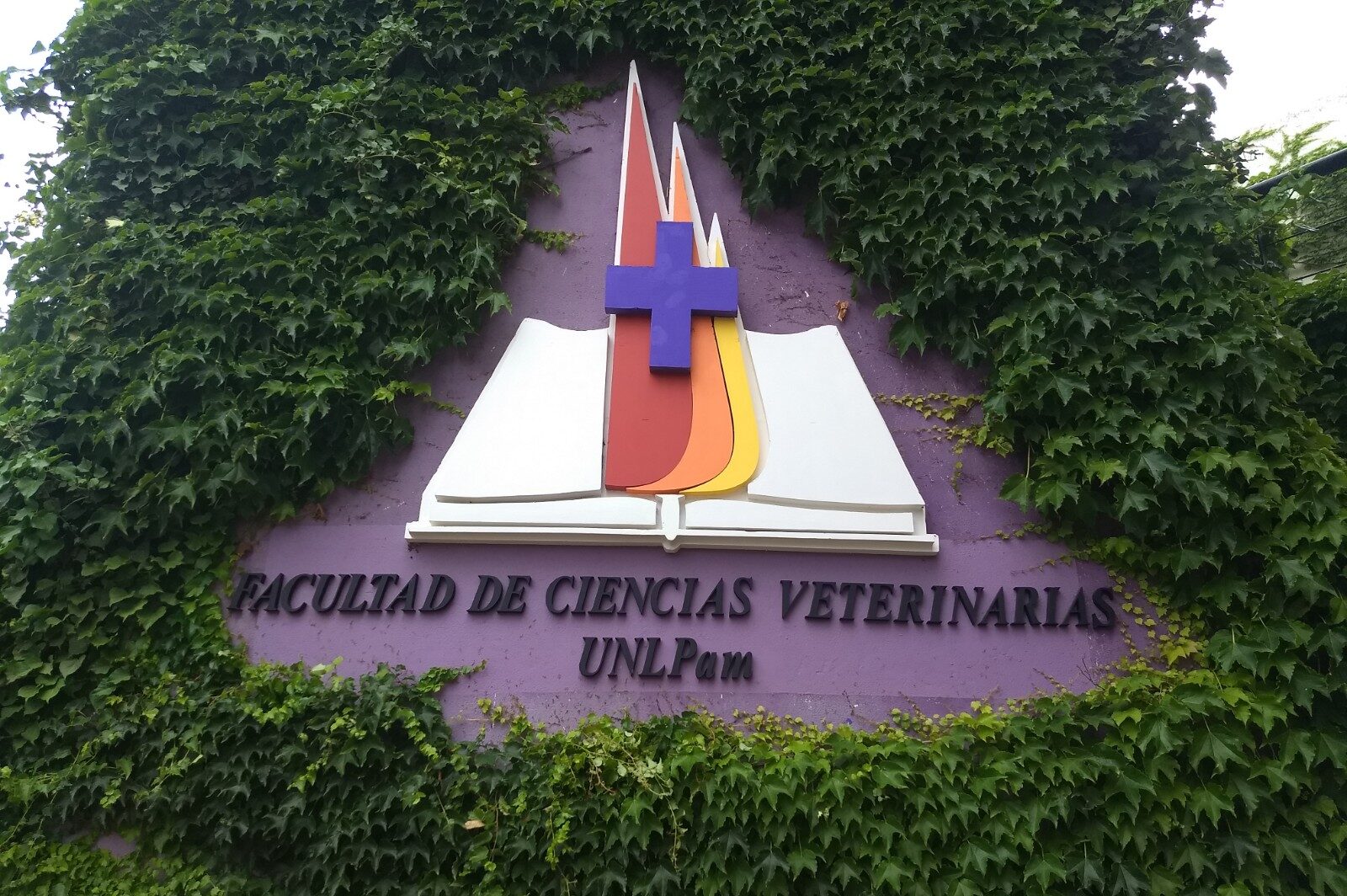 Ciclo de charlas académicas en Veterinarias