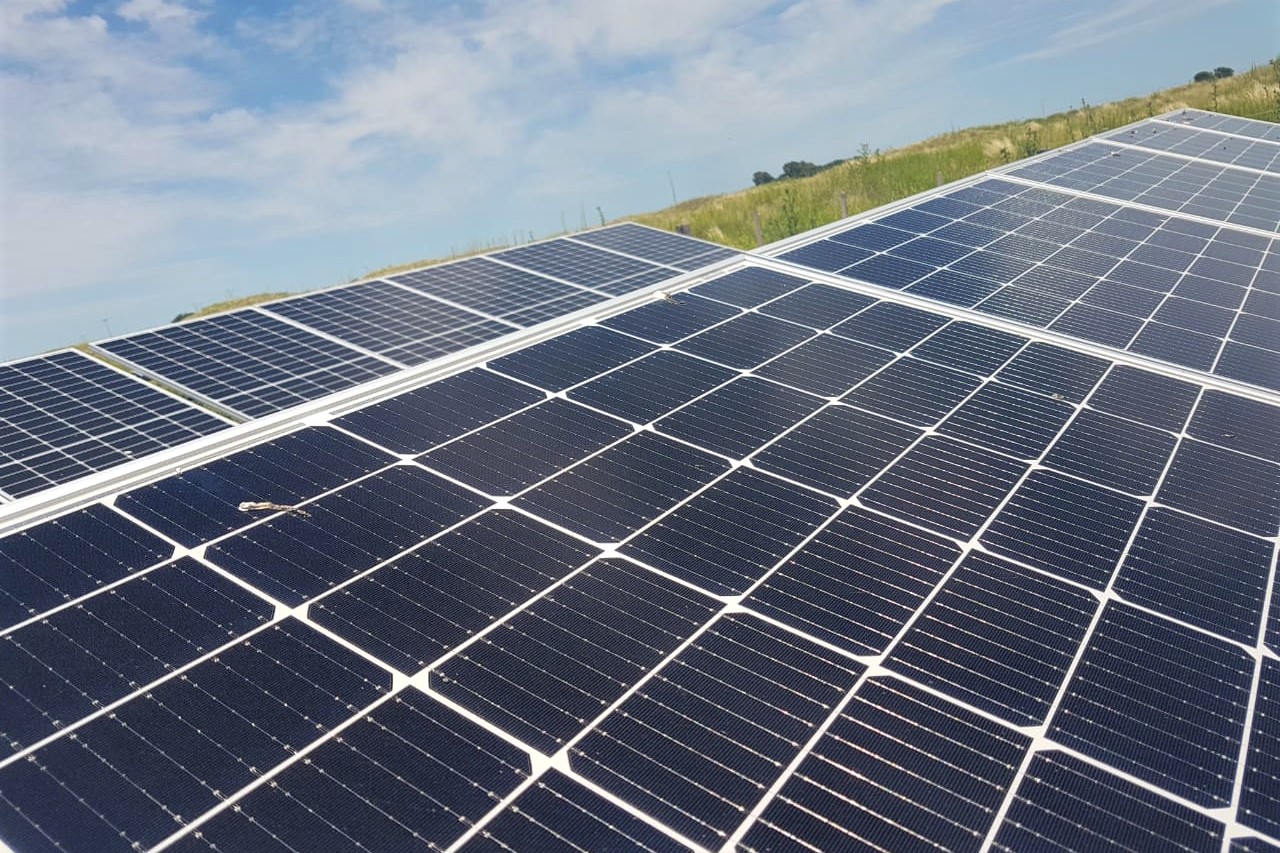 Adjudican el primer parque fotovoltaico para proveer electricidad al sistema provincial