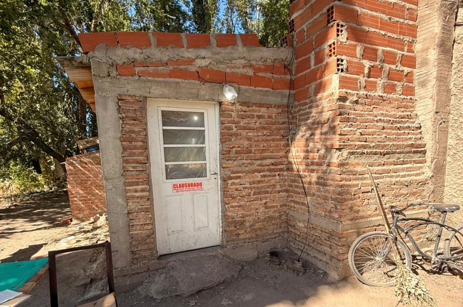 Clausuran chacra en 25 de Mayo por malas condiciones laborales