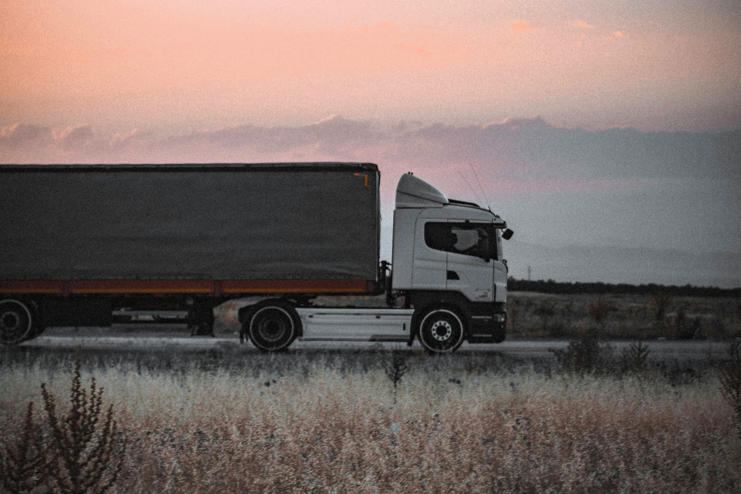 Transporte de cargas: 4.4% de aumento en los costos